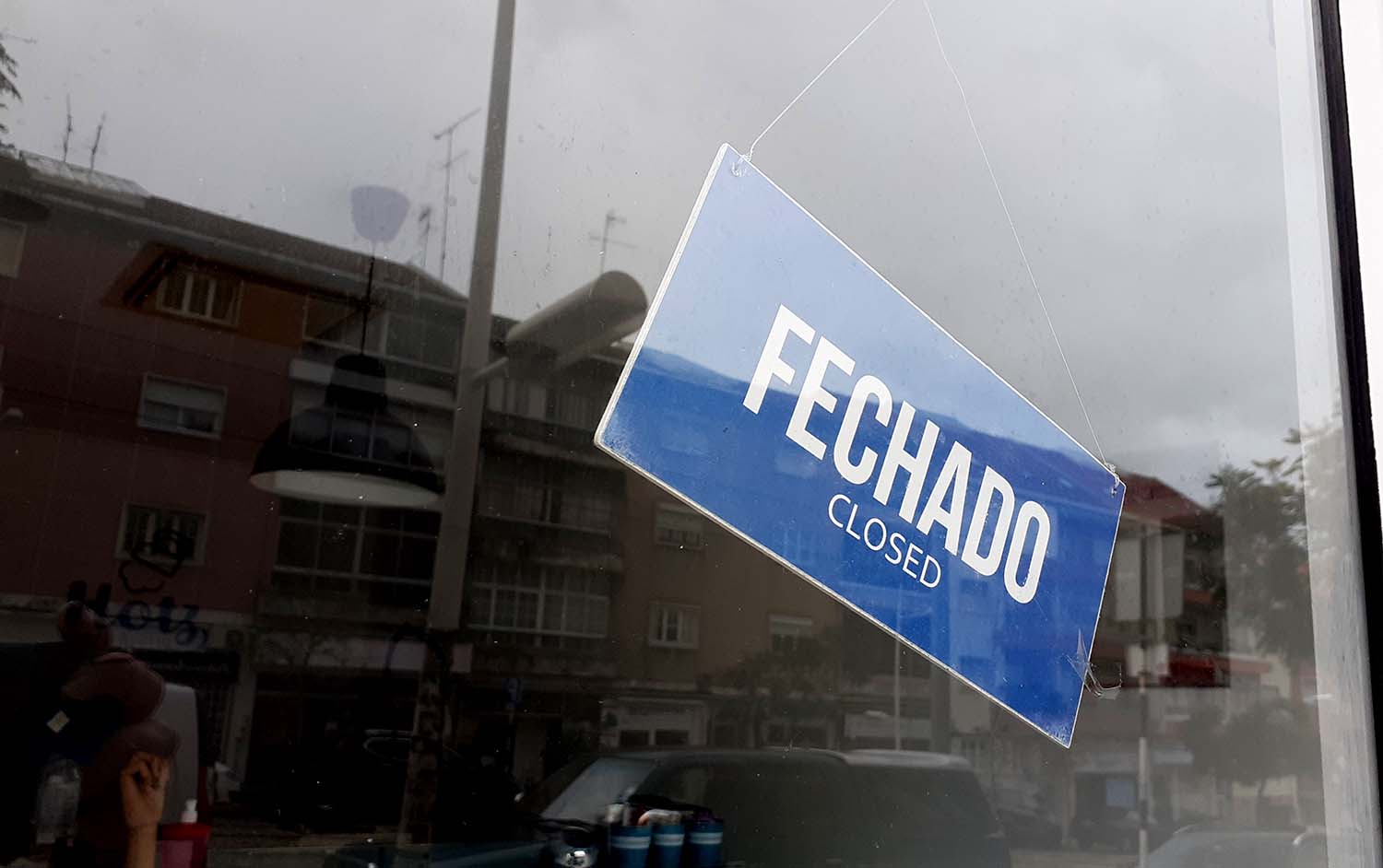 fechado-almada