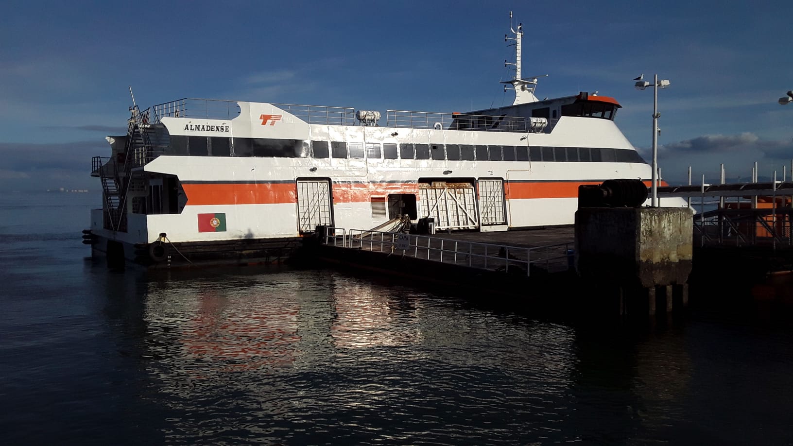 barco-almadense
